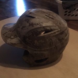 Under Armour  baseball helmet
